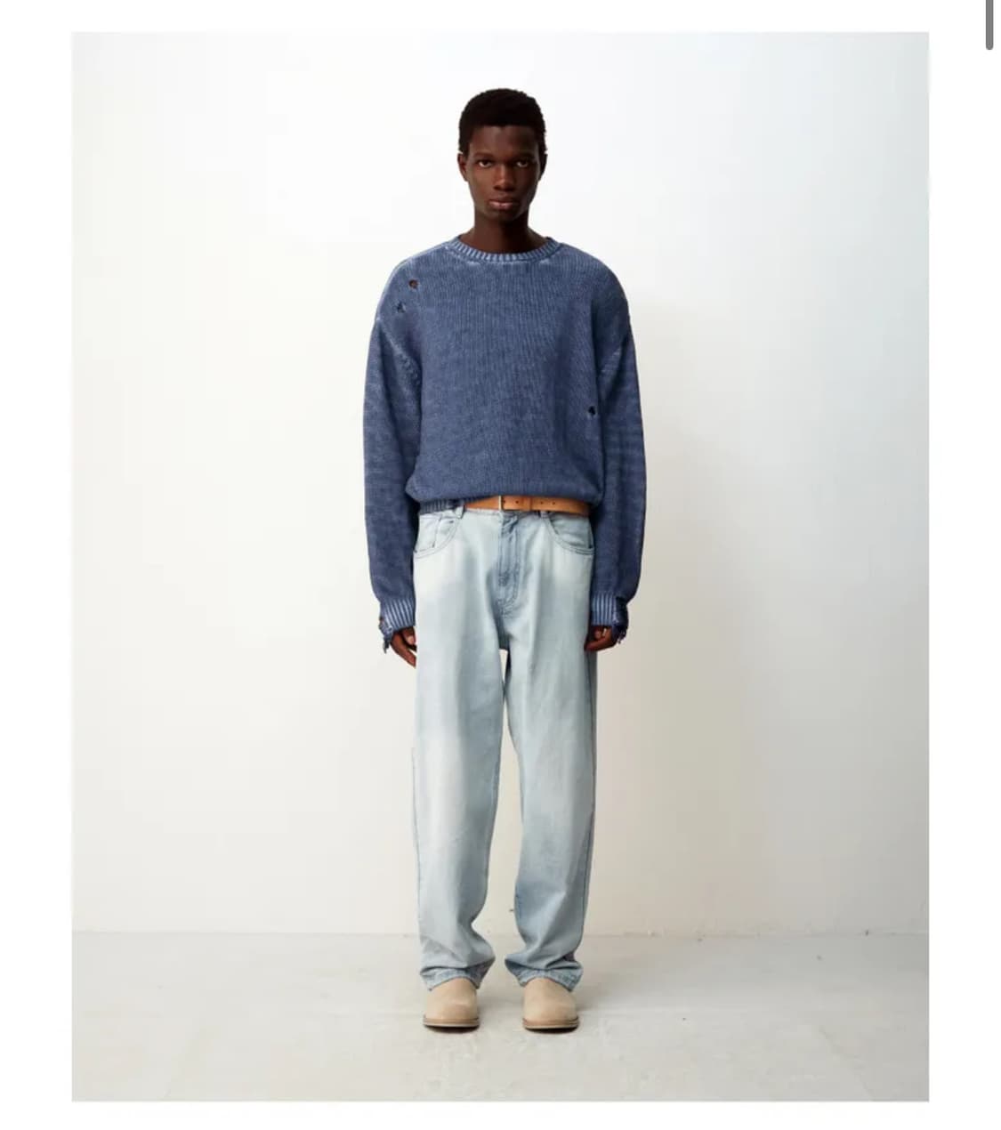 쿠어 컷아웃 디스트레스드 다잉 니트 (워시드블루) M사이즈 상품이미지3