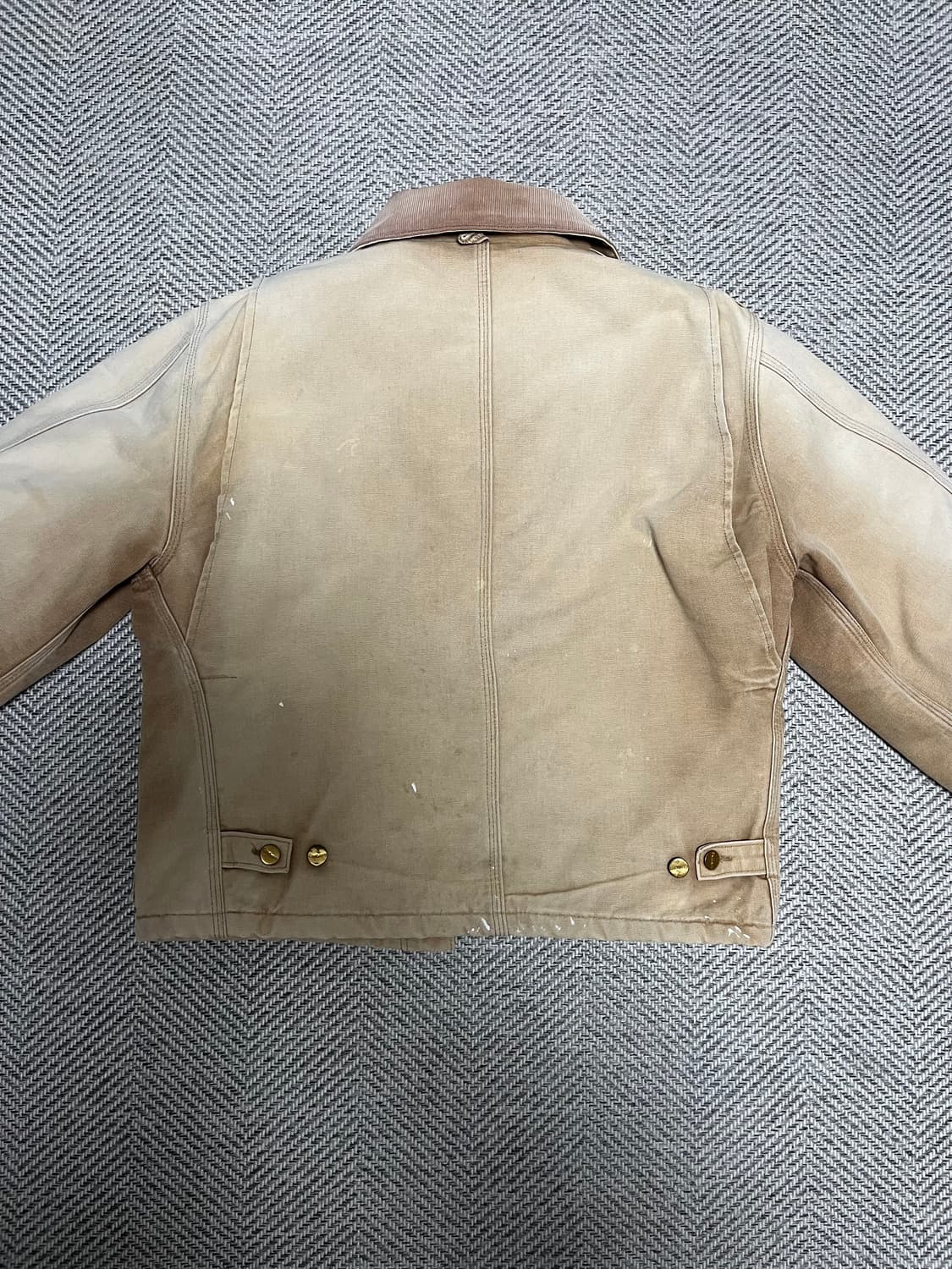 칼하트 j02 자켓 상품이미지3