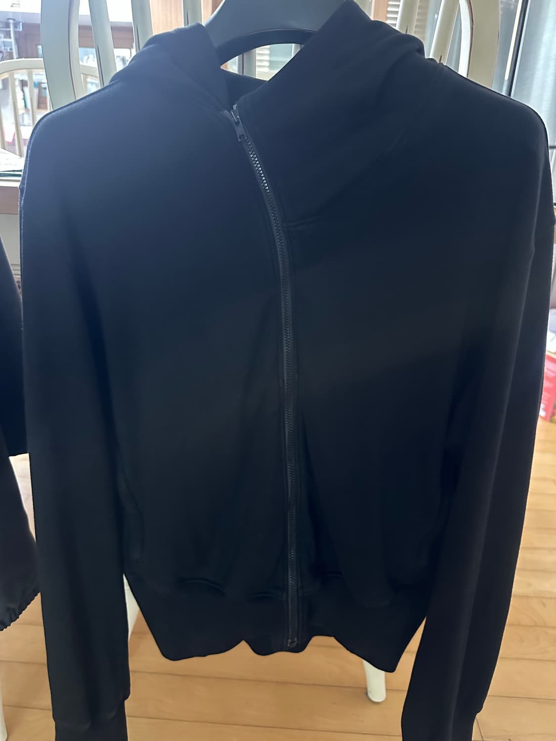 EE 커브드 후드집업 상품이미지2