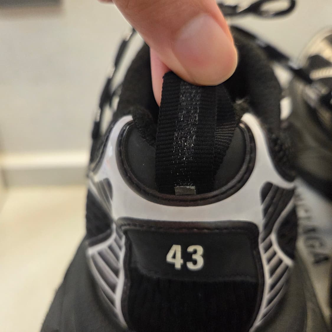 발렌시아가 3XL 블랙 43 사이즈 상품이미지7