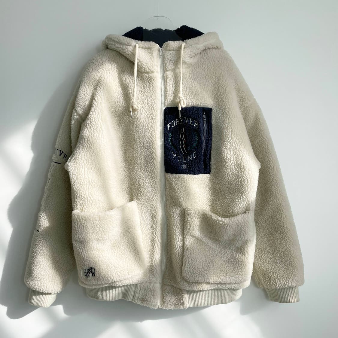 D2 로맨틱크라운 헤비 플리스 후드 집업 XL사이즈 상품이미지1