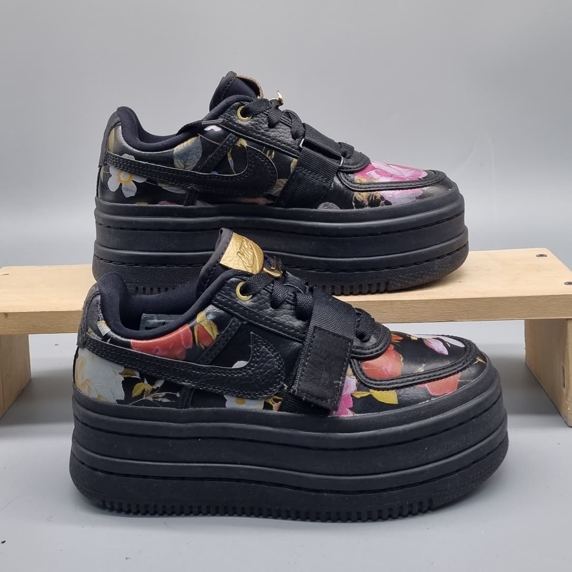 나이키 반달 2k LX 여성운동화230 굽4.5  상품이미지1