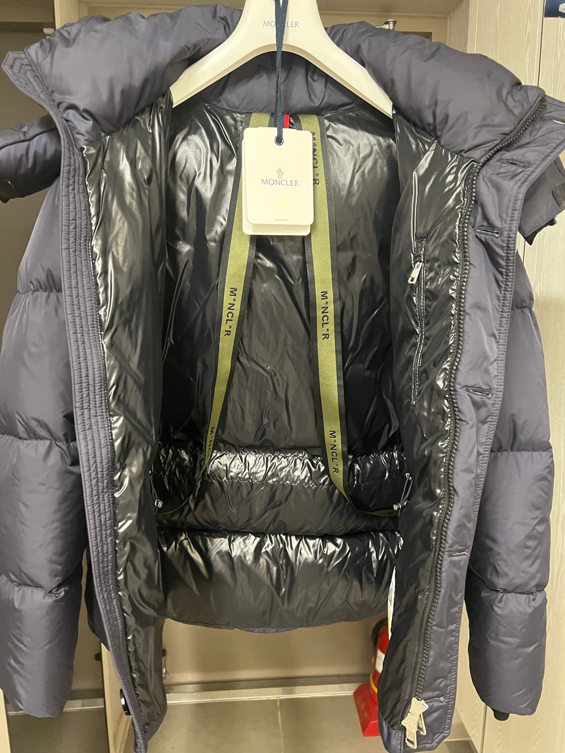 몽클레어 DARY 다리 다크블루 패딩 3사이즈 정품 상품이미지5