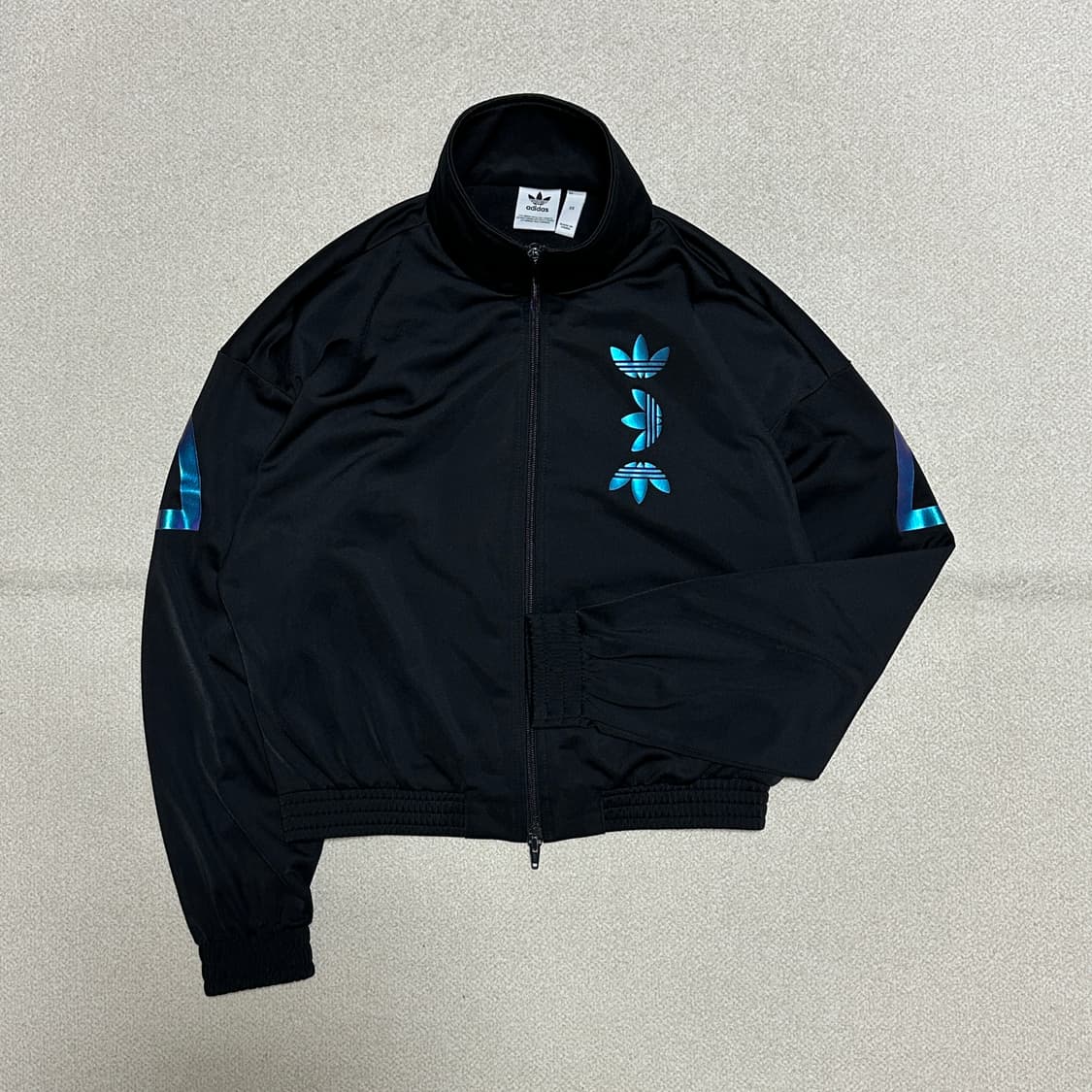 아디다스 라지 로고 트랙탑 상품이미지1