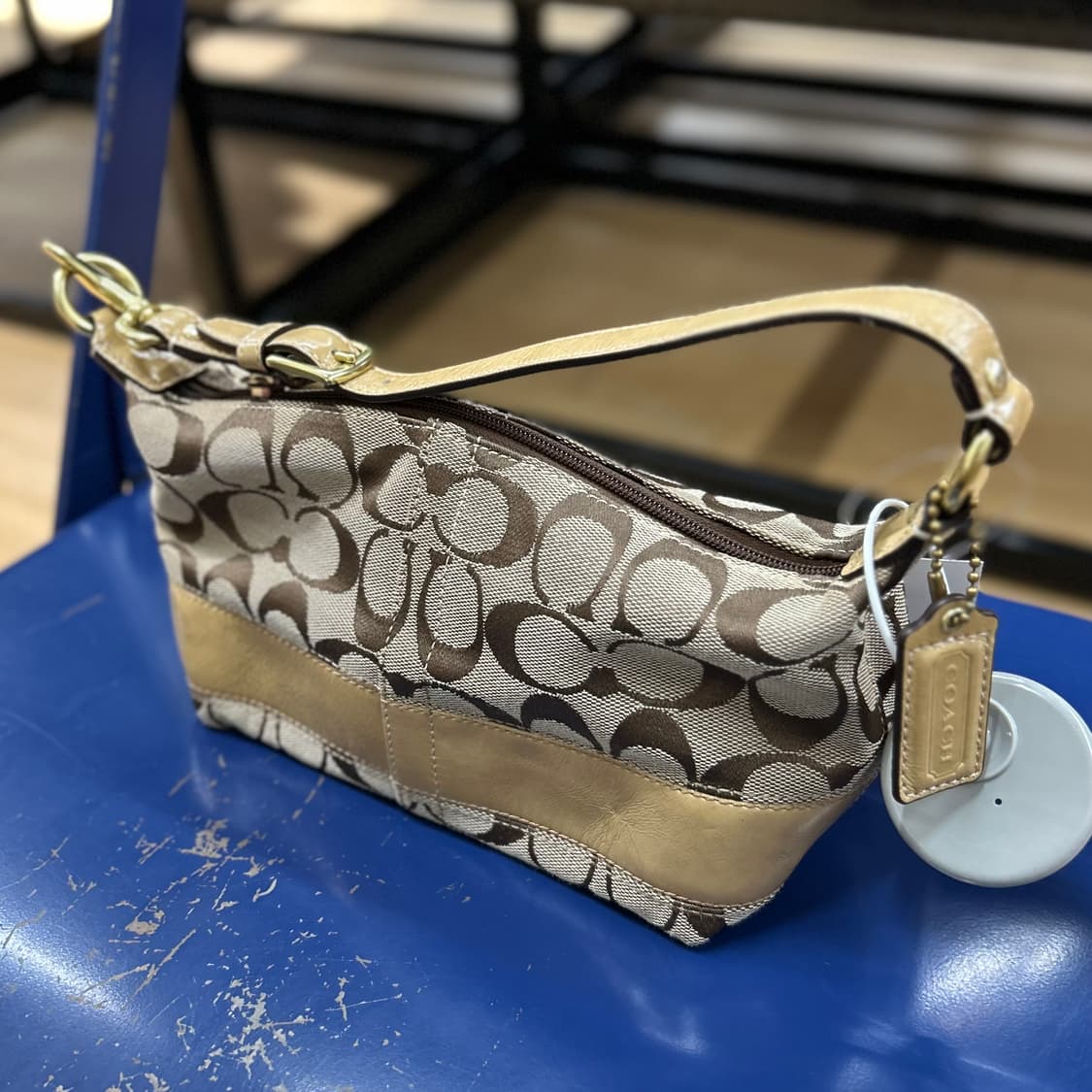 Coach C Logo Mini Bag 상품이미지1