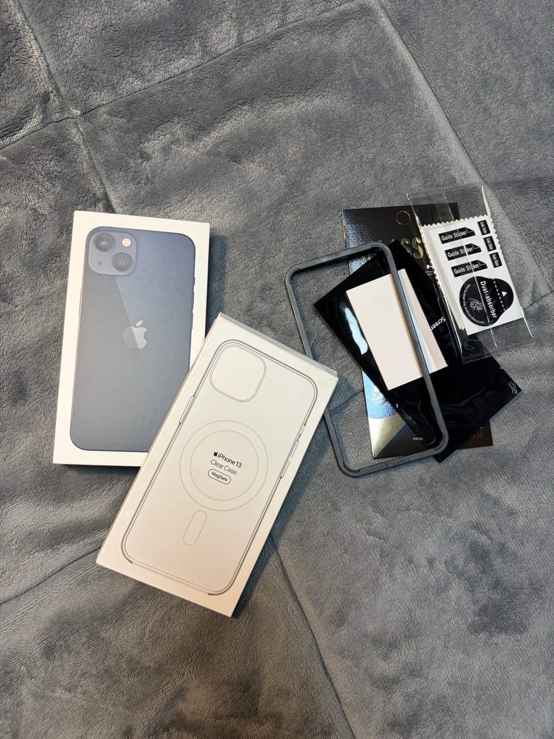 Apple 아이폰 13 미드나이트 256GB  상품이미지3