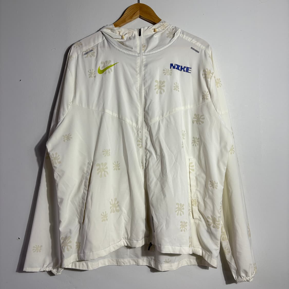 나이키 플라워 패턴 바람막이 자켓 (무료배송) 상품이미지1