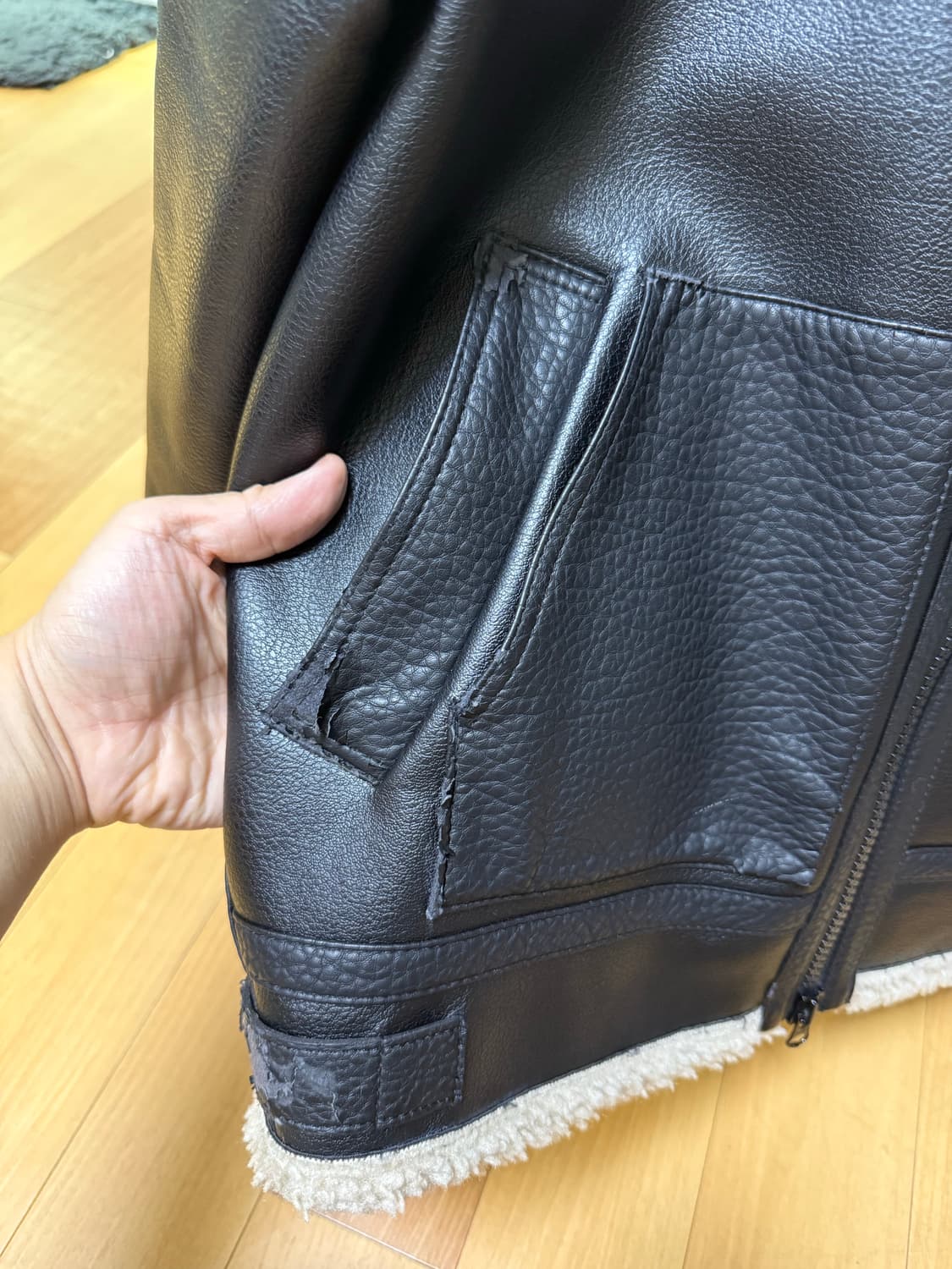 더레스큐 쿠마나 무스탕 L 상품이미지4