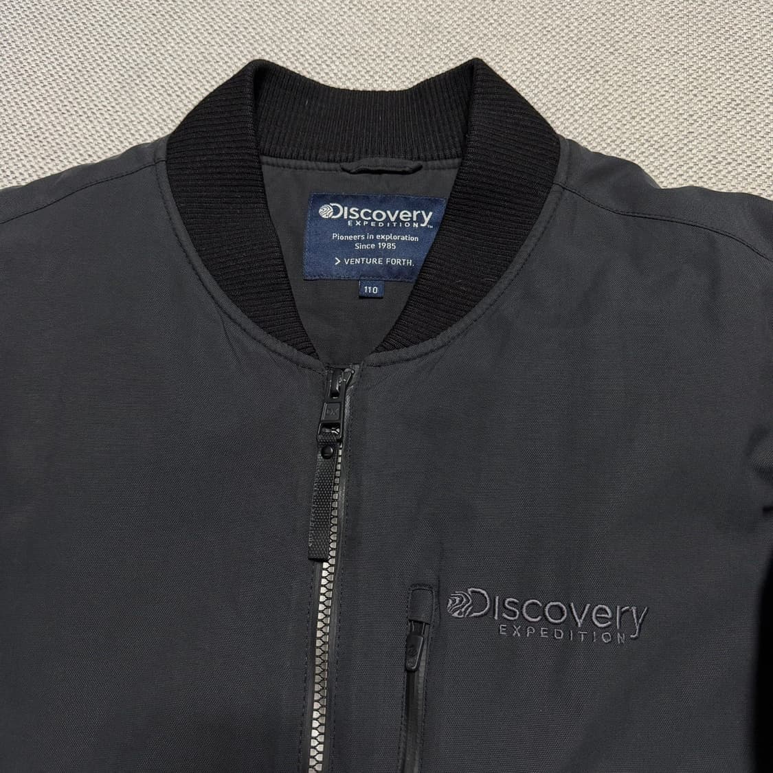 디스커버리 익스페디션 봄버 자켓 상품이미지2