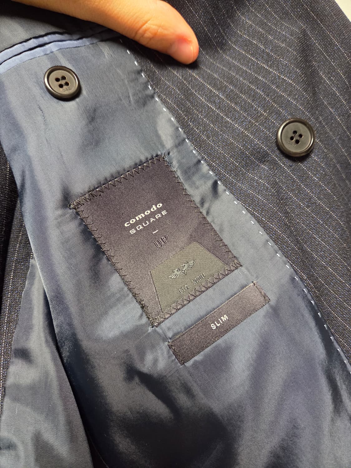 코모도 스퀘어 남성 스트라이프 정장 100 상품이미지3