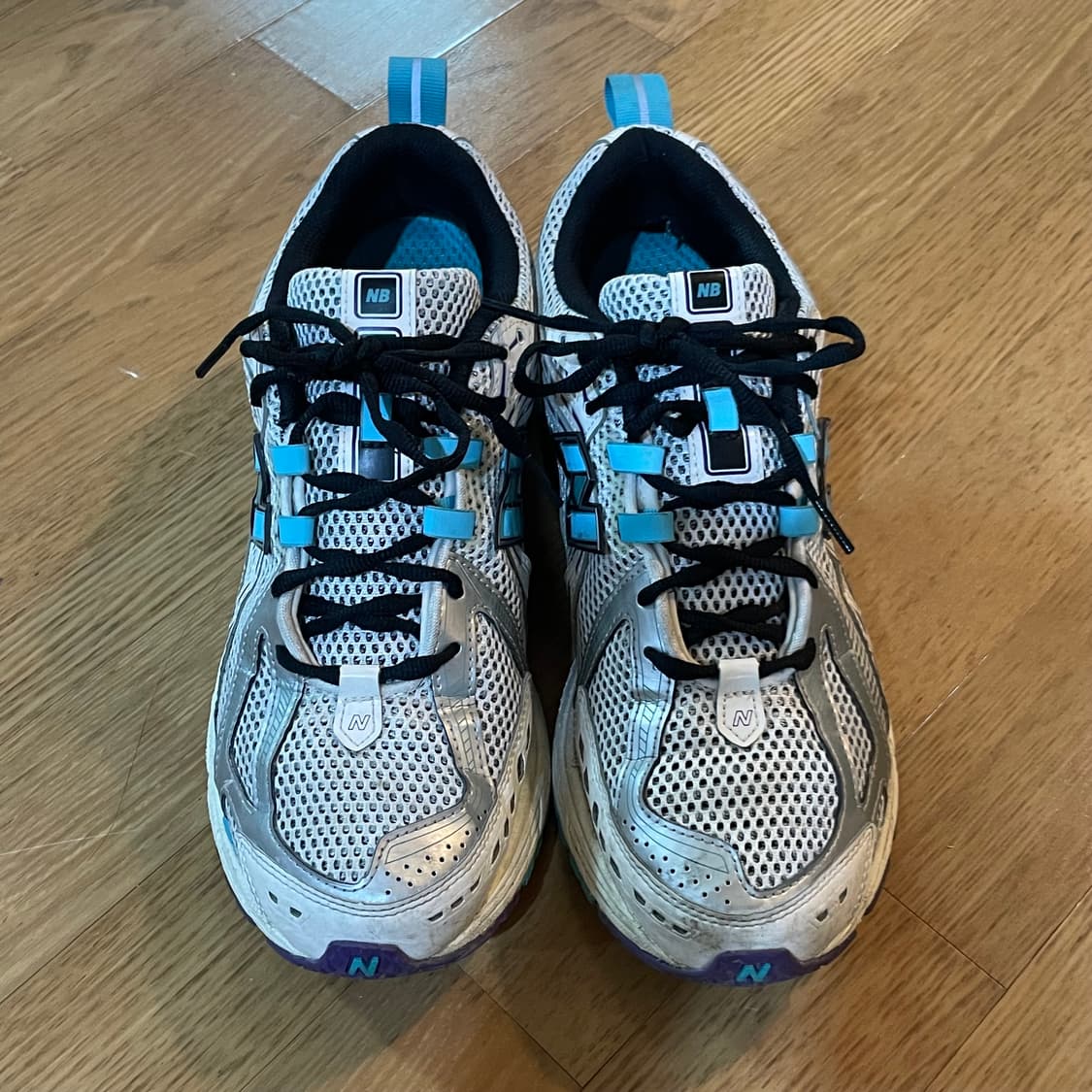 뉴발란스 뉴발란스1906R 운동화 285 상품이미지2