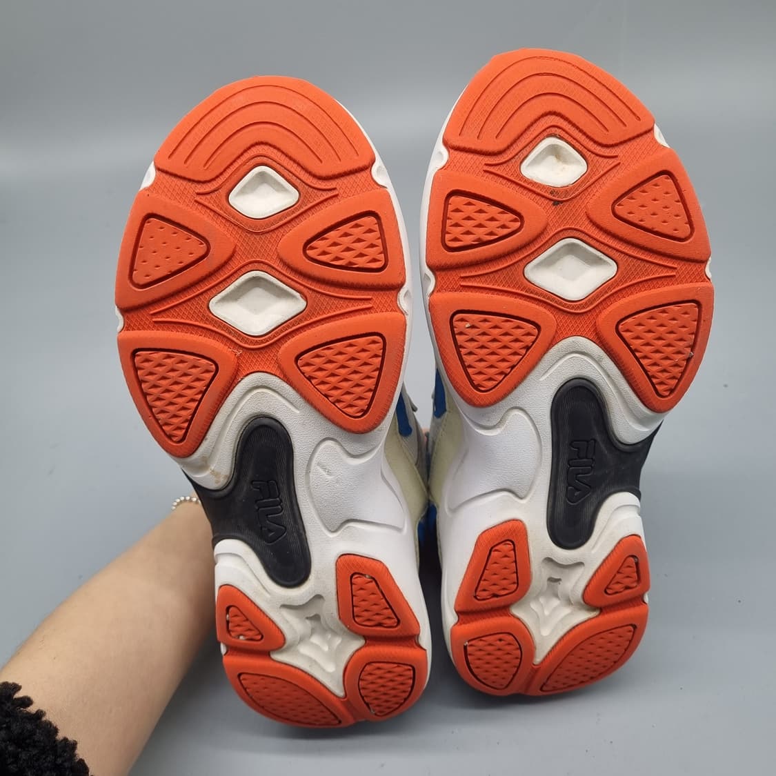 휠라 루미넌스 여성운동화230 상품이미지4