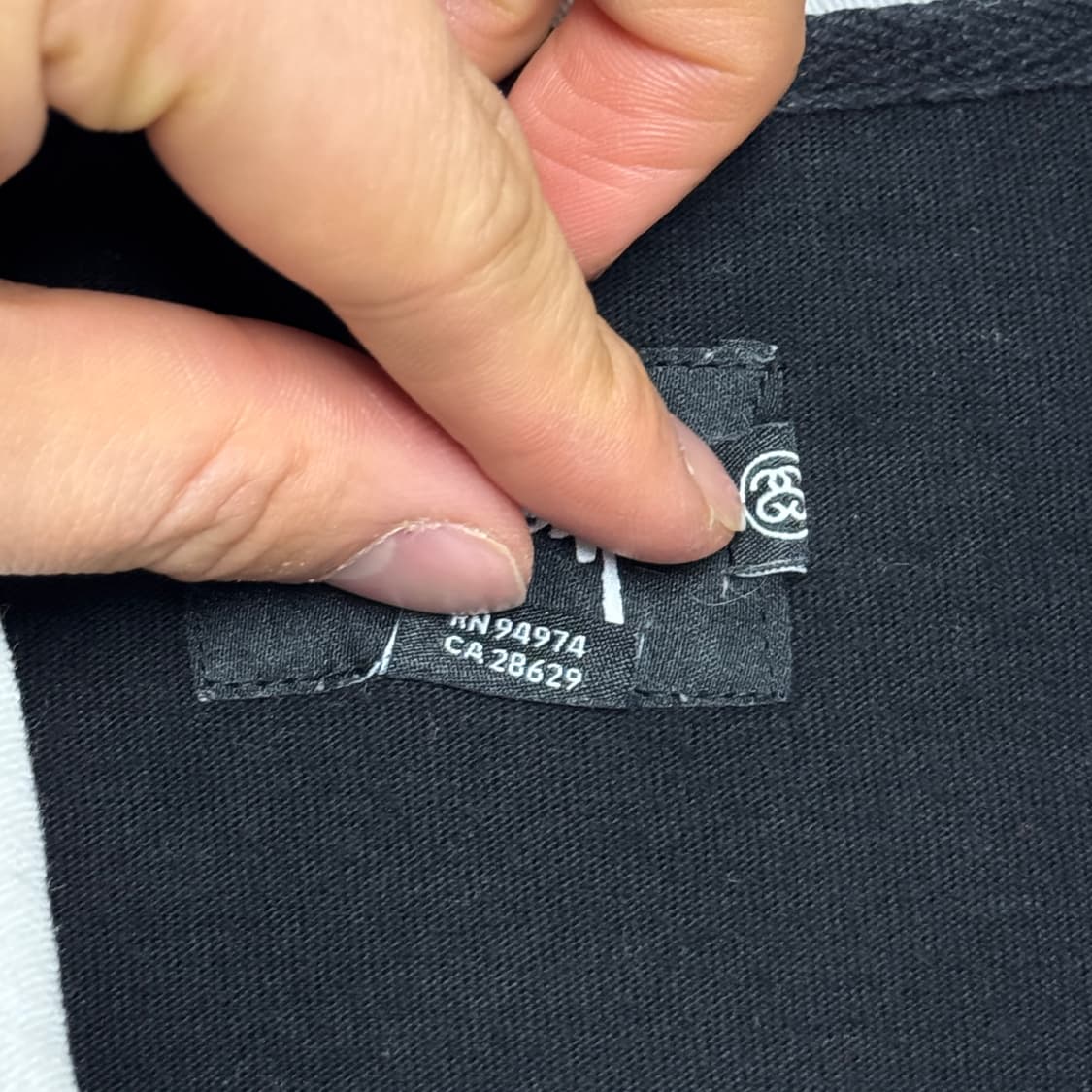 스투시 검흰 럭비 카라티 M 상품이미지5