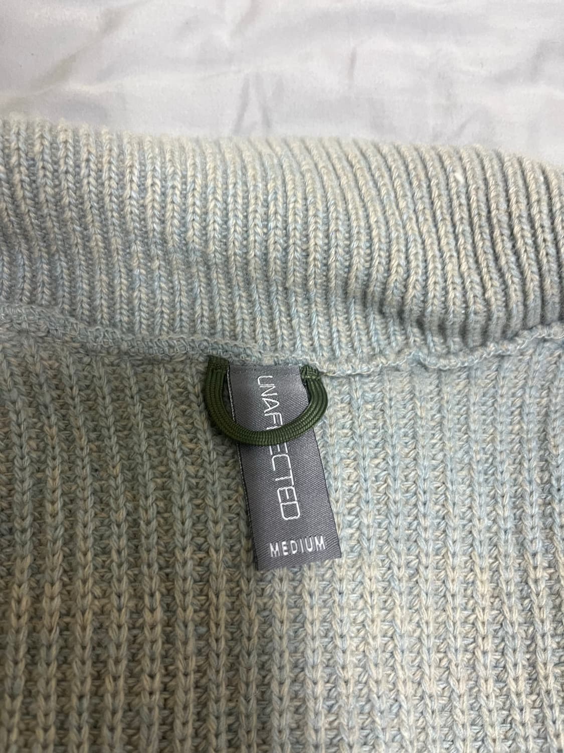 언어펙티드 투웨이 짚업 니트 M 상품이미지3