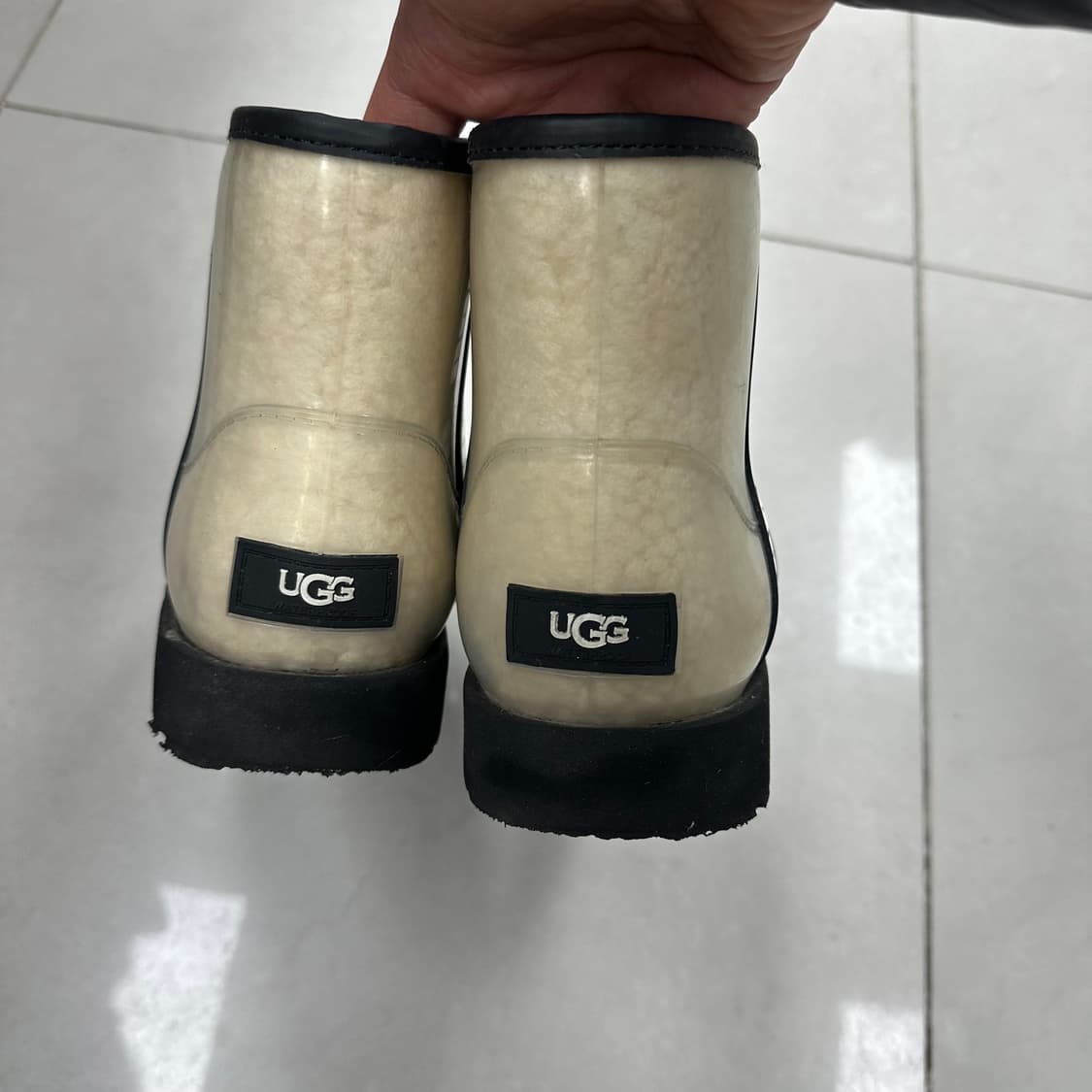 UGG 클리어 어그 미니 양털 부츠 240 상품이미지2