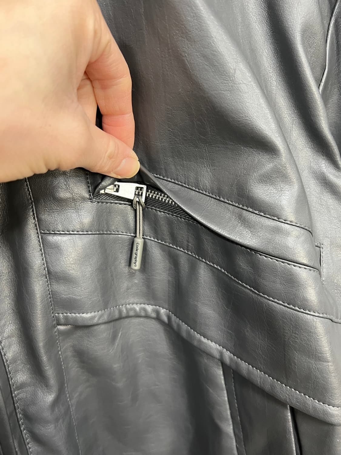 코드그라피 유틸리티 에코레더 A2 가죽 자켓 상품이미지3