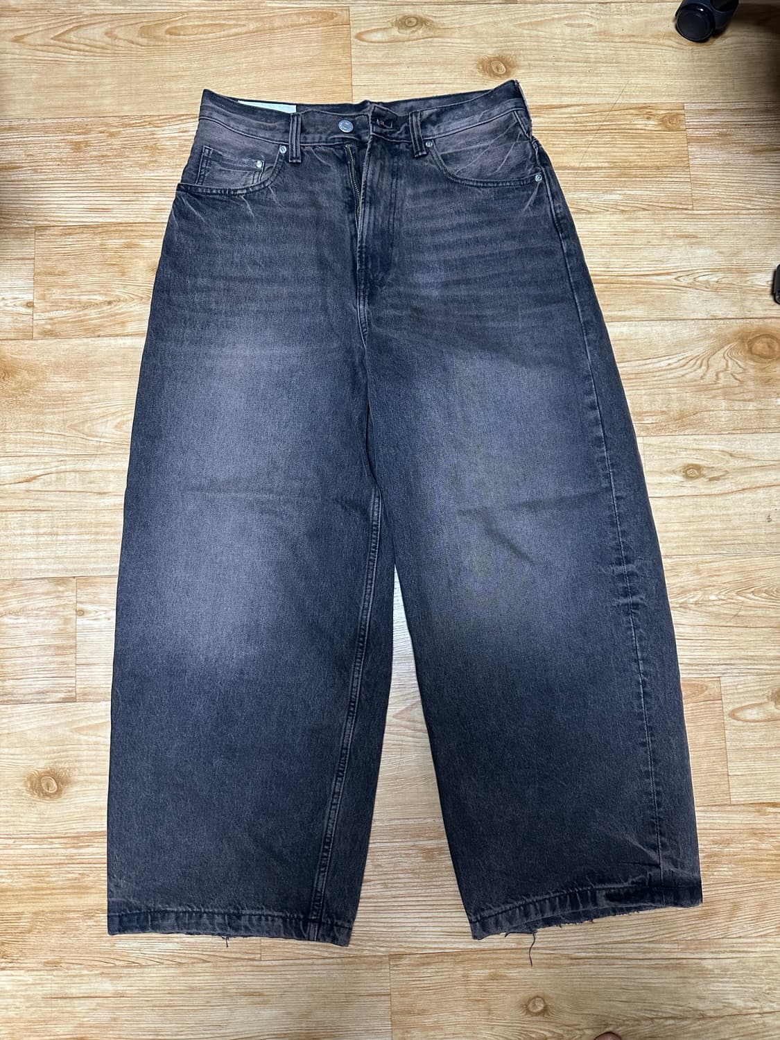 H&M 슈퍼 배기 팬츠 상품이미지1