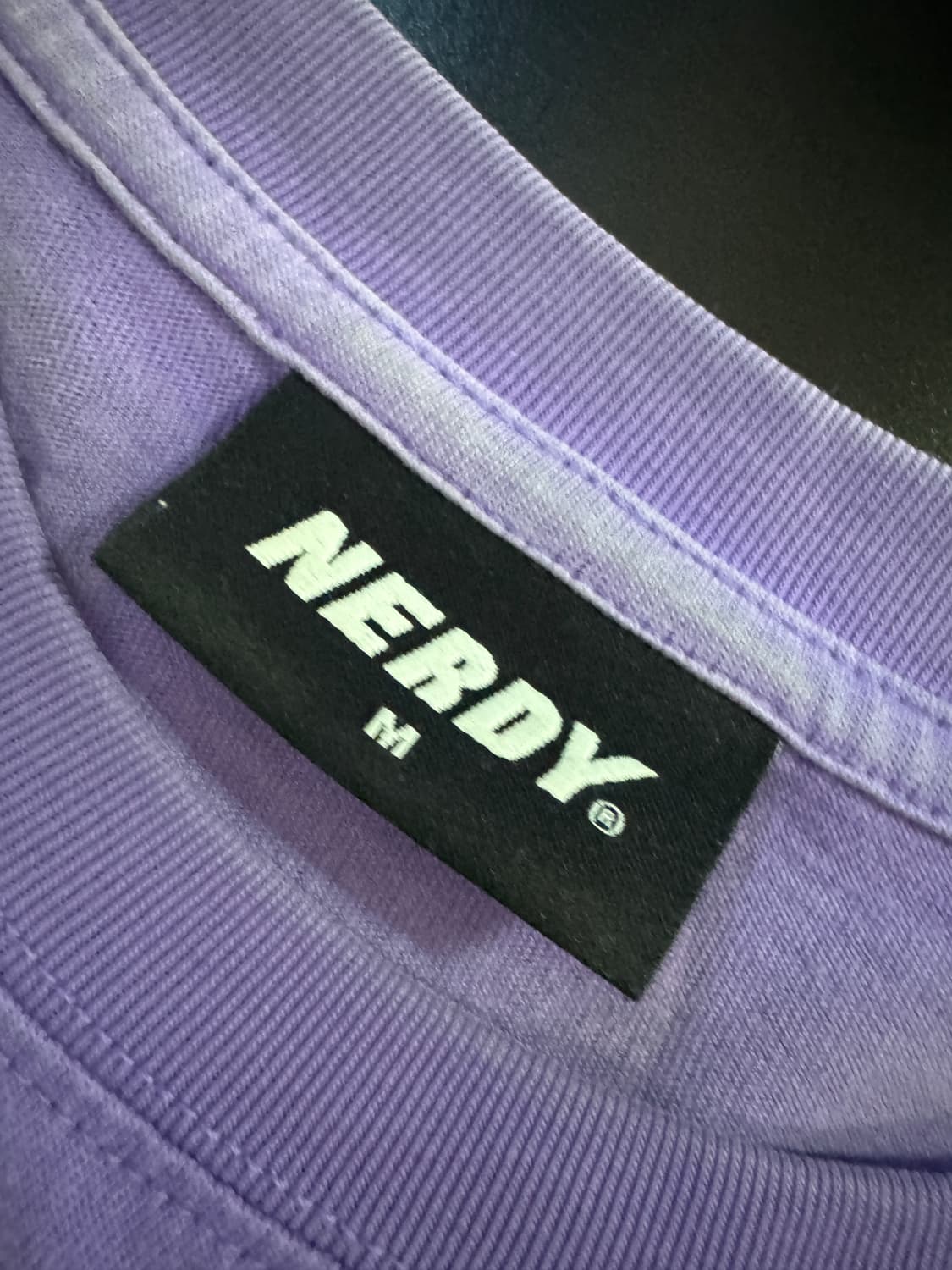 널디 NERDY 트랙 반팔 로고 티셔츠 퍼플 M ~ L 상품이미지3