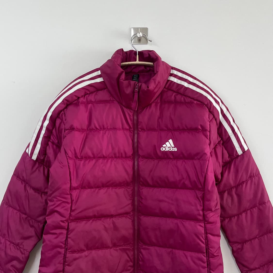 아디다스 에센셜 덕다운 경량 패딩 상품이미지4