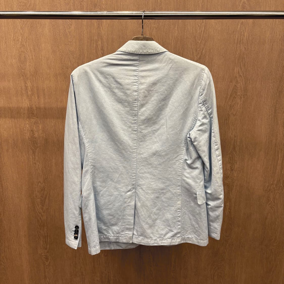 버버리 런던 싱글 자켓 무지 디테일 레귤러핏 라이트 블루 상품이미지3