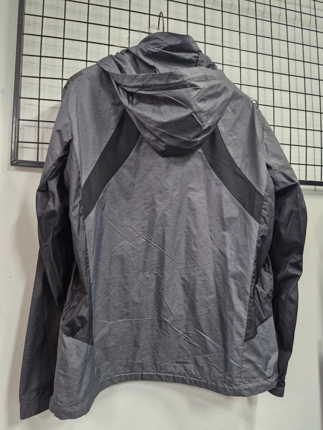 110XXL K2 후드 바람막이 자켓. 상품이미지7