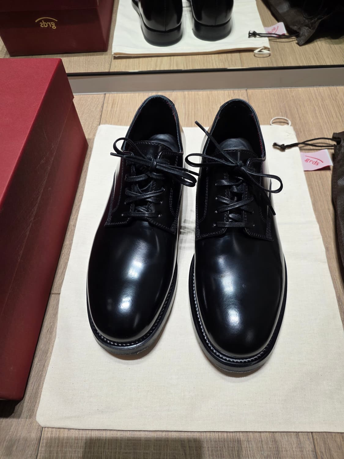 제품명은 그라더스 blusher 15 블랙, 사이즈는 265입니다.  상품이미지1