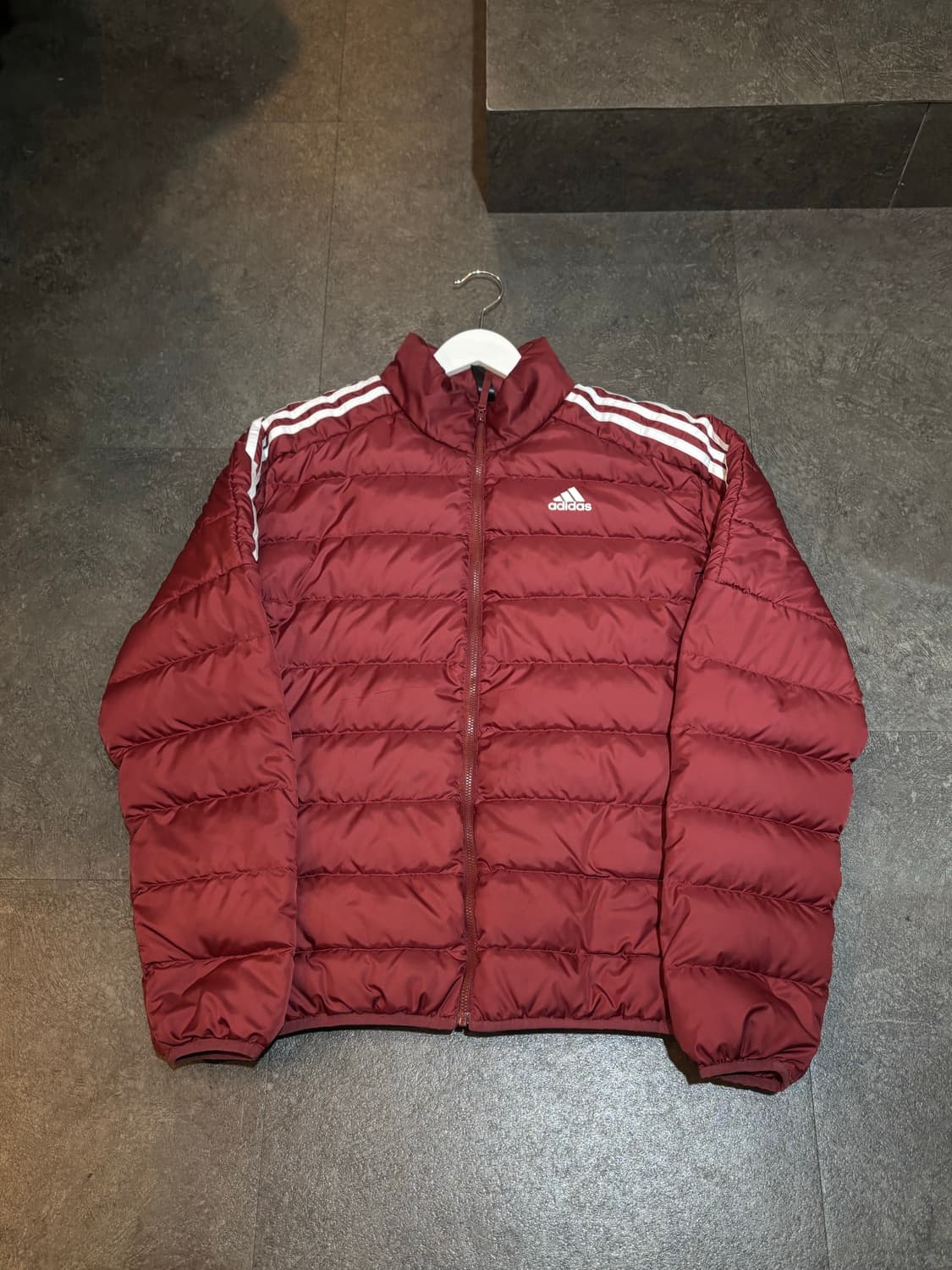 아디다스 경량패딩 2XL 110사이즈 버건디 상품이미지2