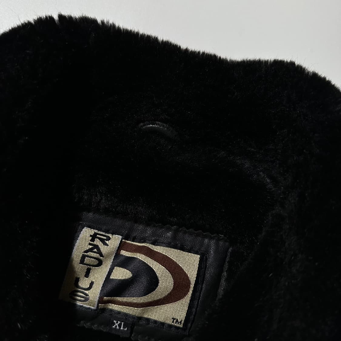 Radius 레더 시어링 싱글 무스탕 블랙 상품이미지5