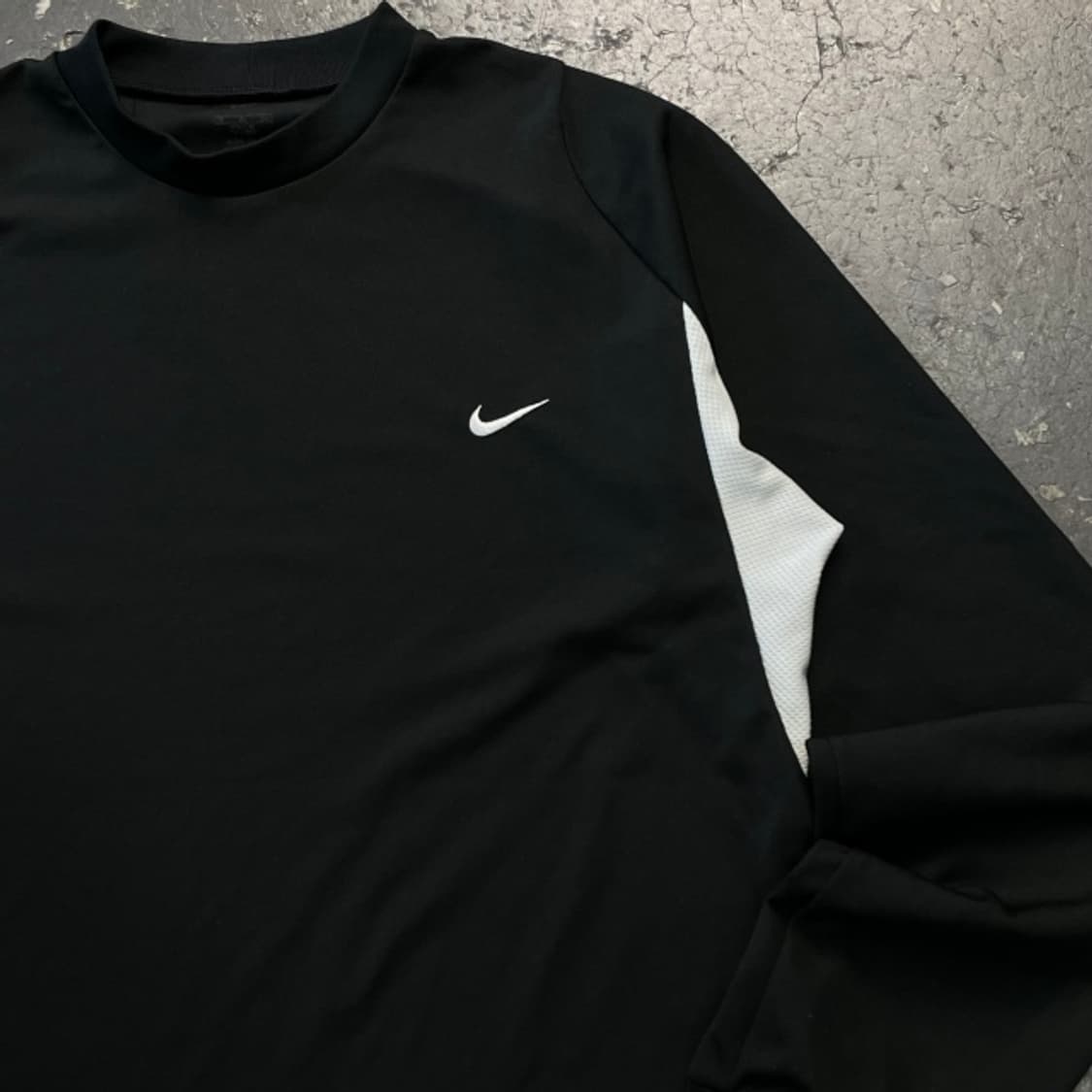 105 나이키 드라이핏 롱슬리브  상품이미지2