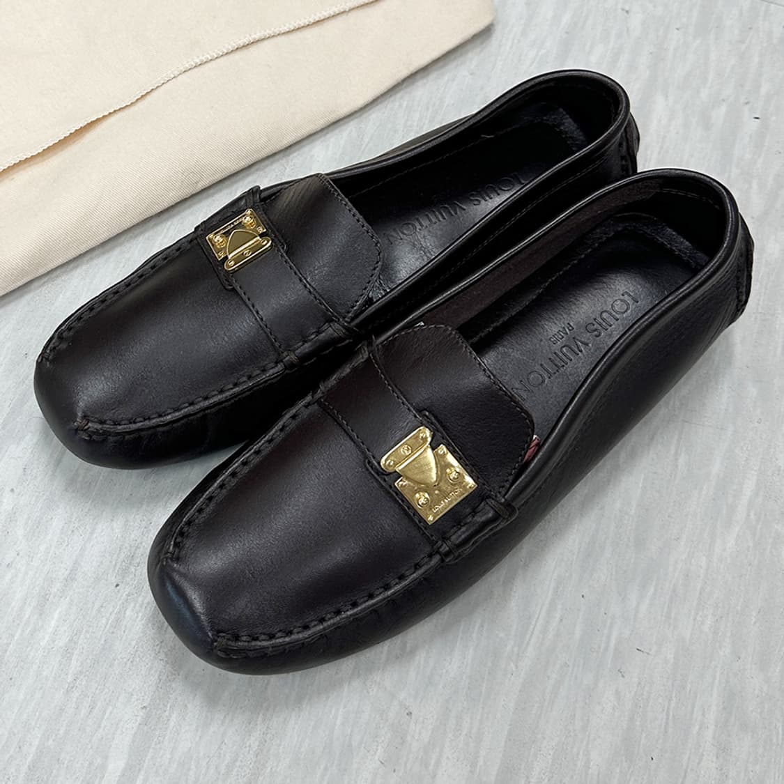 루이비통 레더 로퍼 다크브라운 37.5 240-245mm 상품이미지2