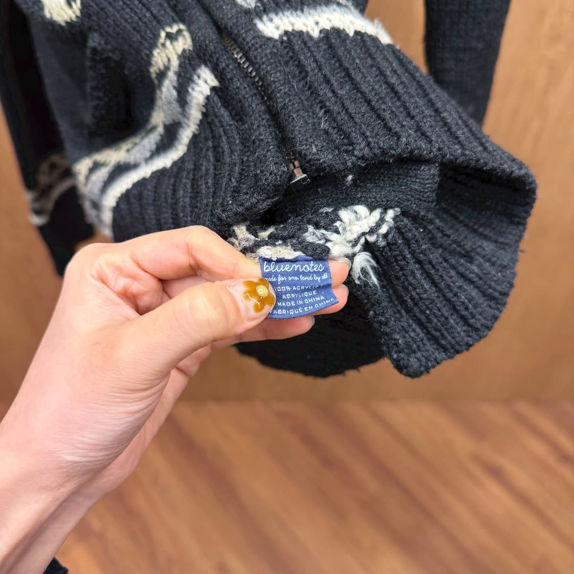 블루노트 니트 집업 가디건 드림캐처 자카드 패턴 디테일 슬림핏 블랙 상품이미지7