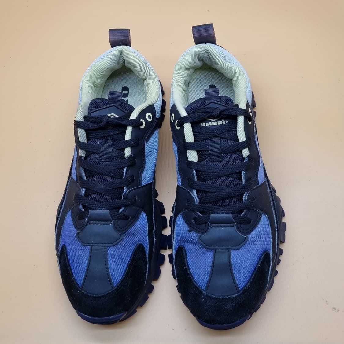 엄브로 범피 프리즘 남성운동화260  상품이미지2