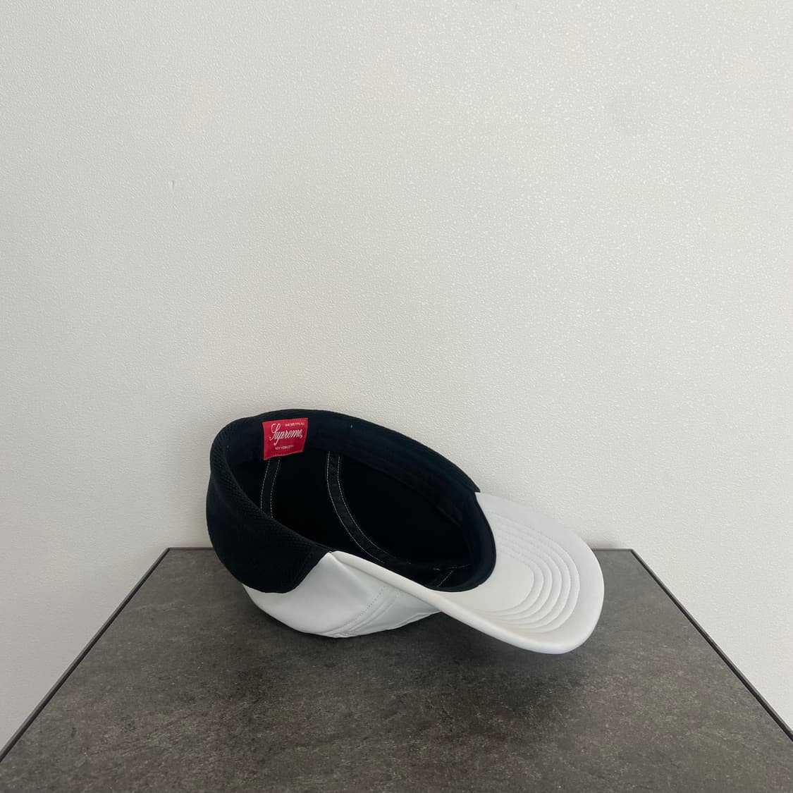 (OS) 슈프림 윈드스토퍼 이어플랩 박스로고 캠프캡 모자 화이트 상품이미지7