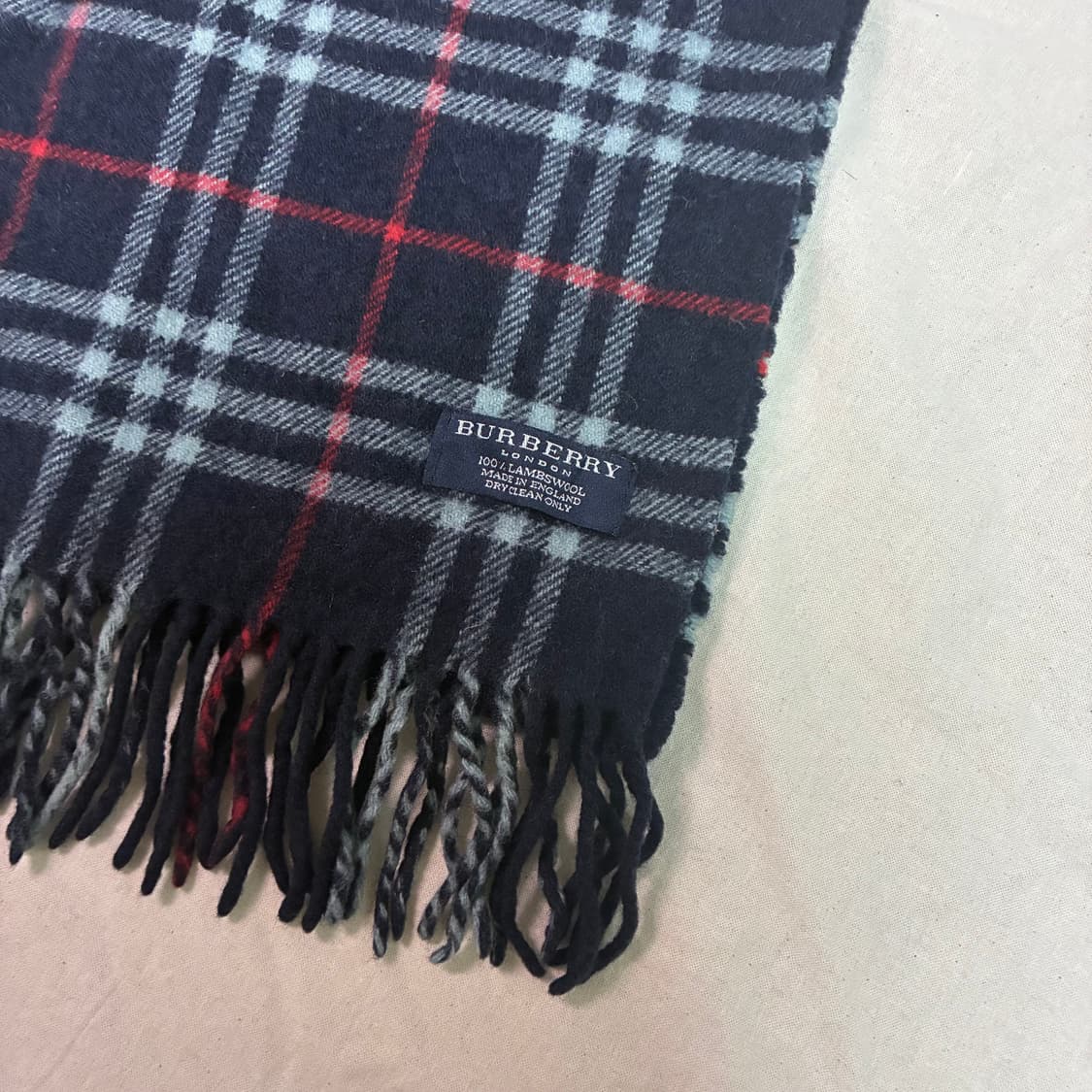 정품 버버리 램스울 체크 머플러 상품이미지2