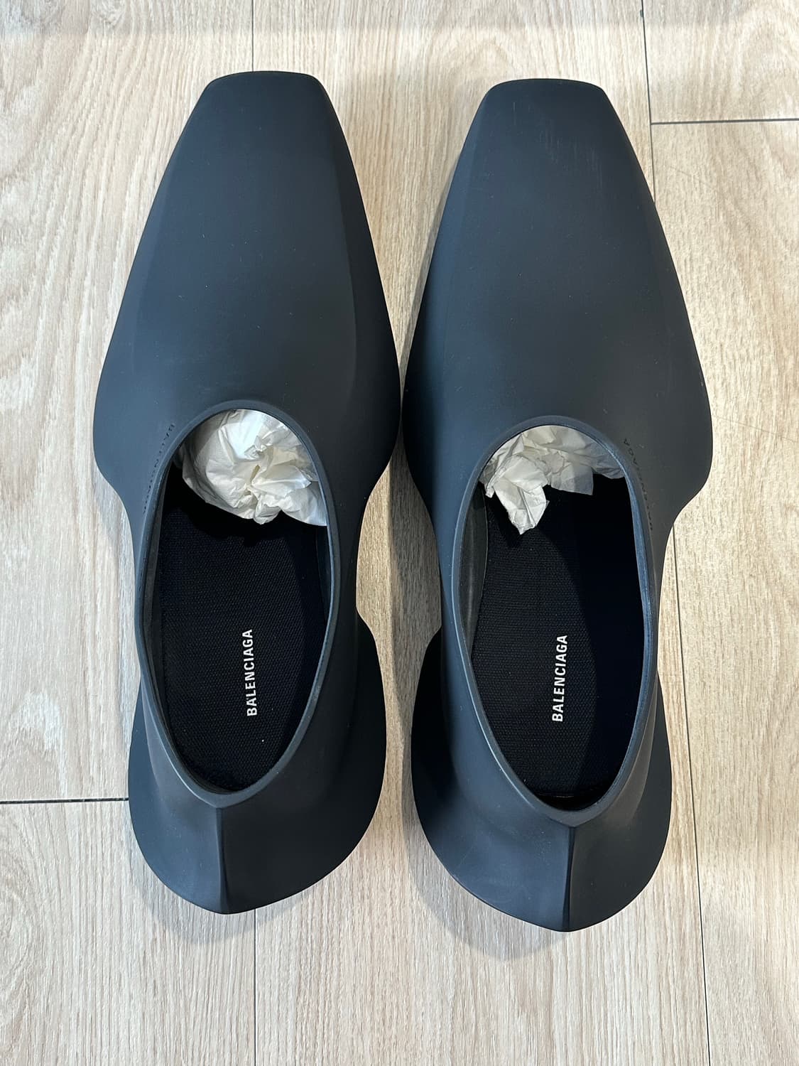 발렌시아가 스페이스 슈 매트 블랙 무광 42 상품이미지4