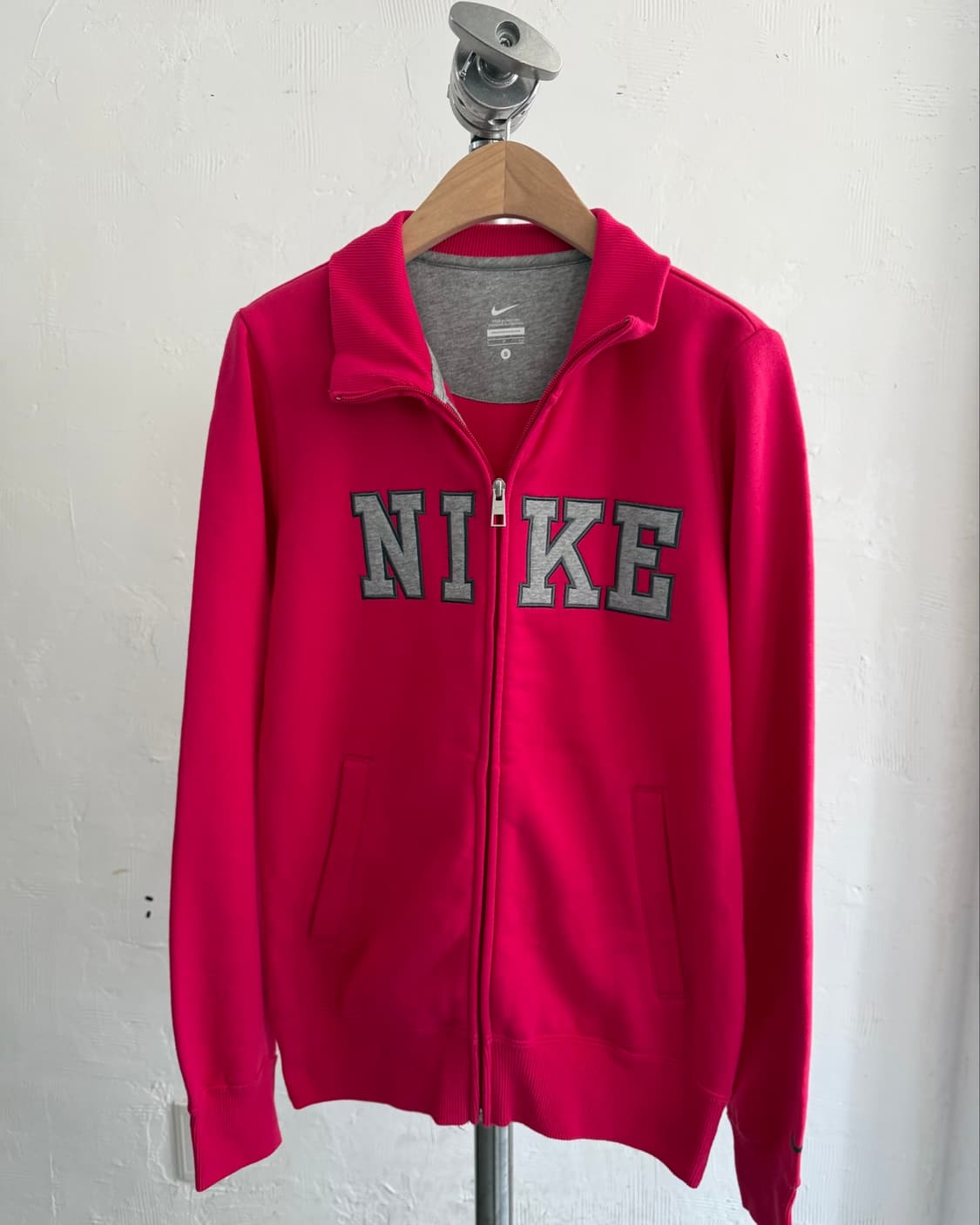 Nike 나이키 스펠로고 핑크컬러 코튼 집업 상품이미지4