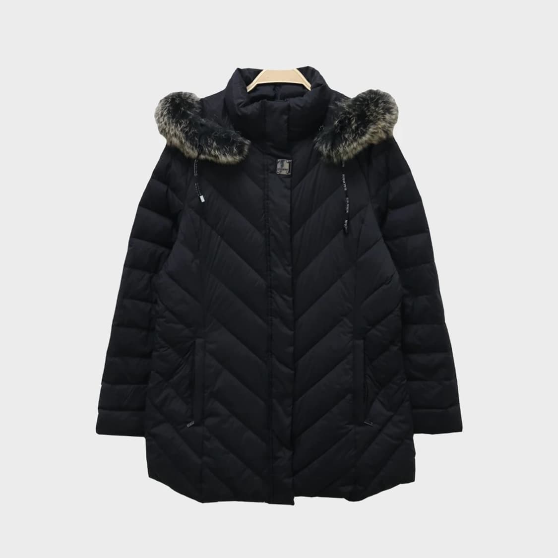 발망 브이컷 다운 패딩  60803 상품이미지1