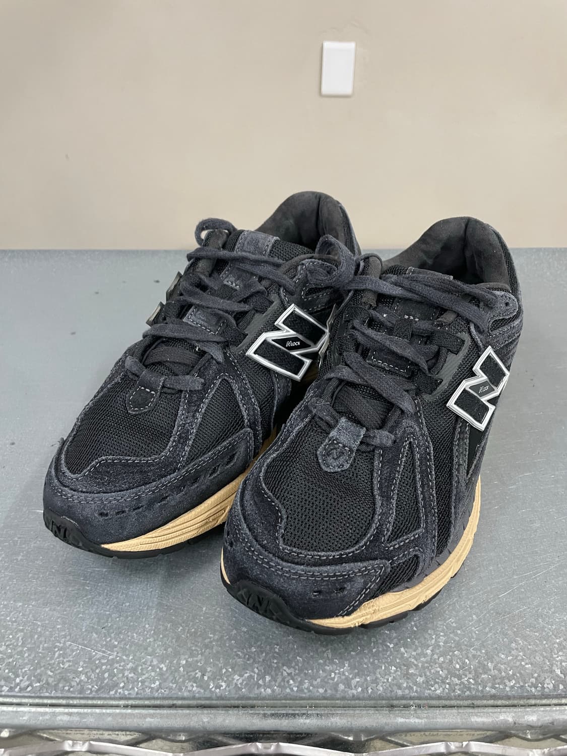 뉴발란스 1906R 블랙 타오스 260 상품이미지2