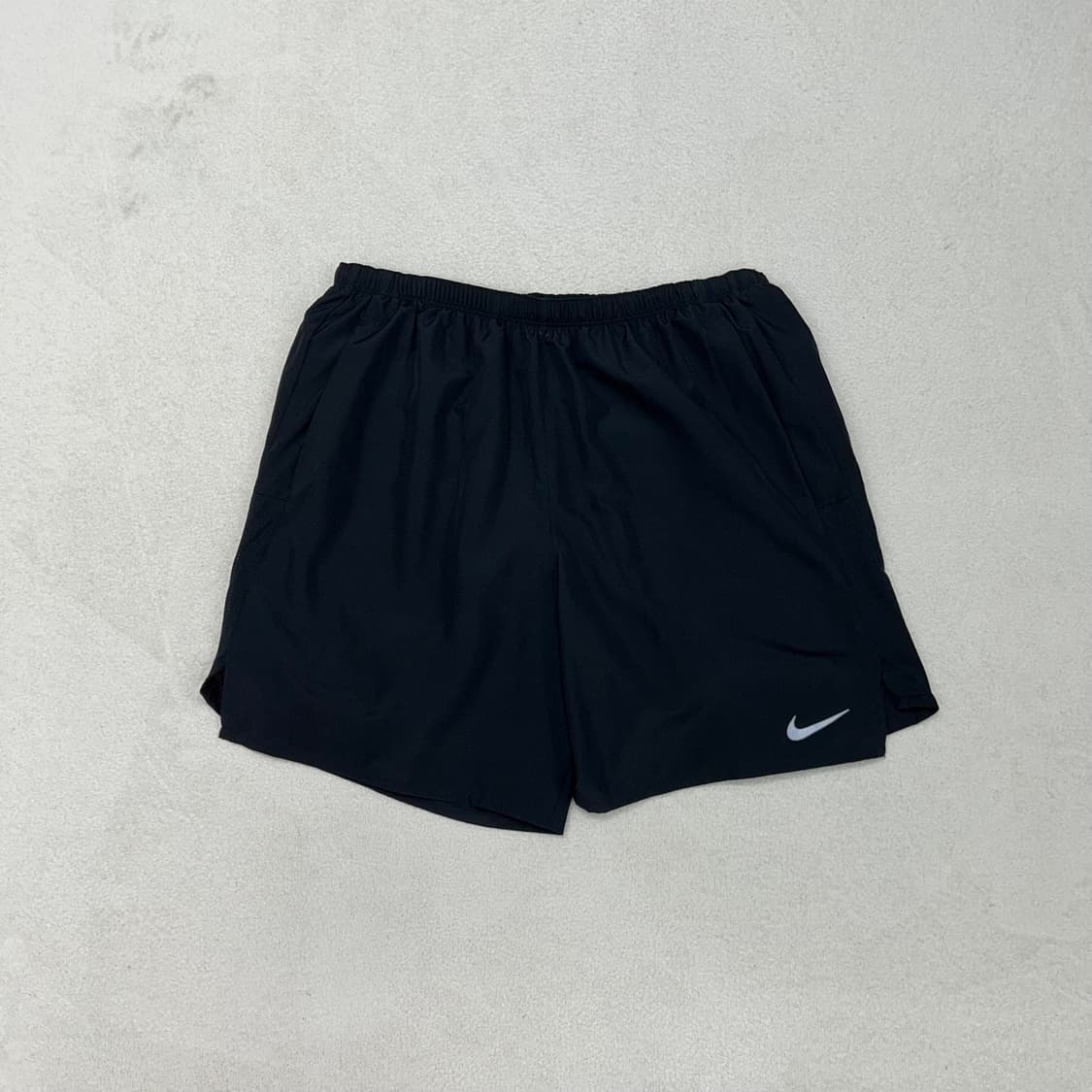 Nike black running shorts 상품이미지4