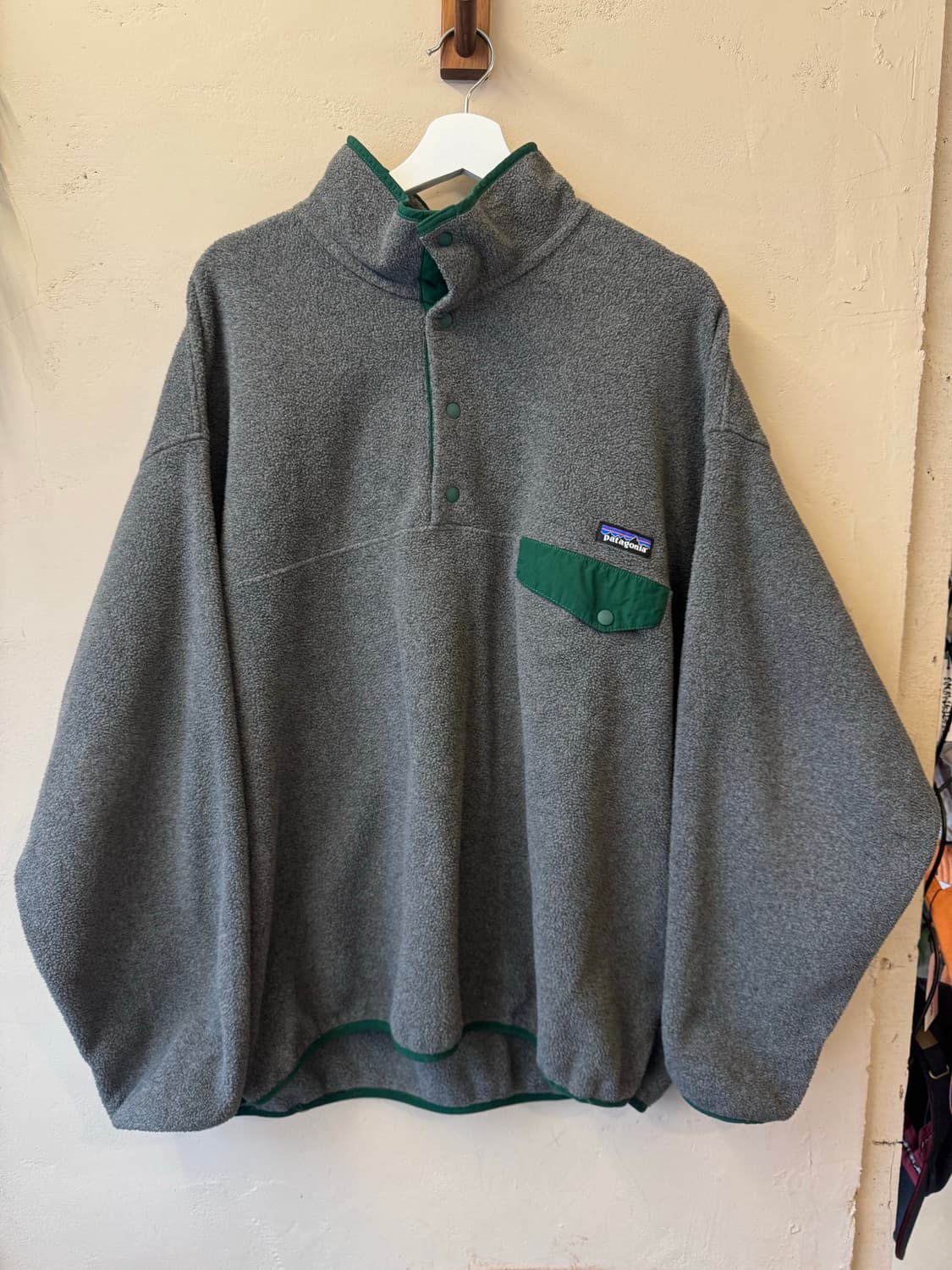 파타고니아 신칠라 올리브 그레이 xl 상품이미지1