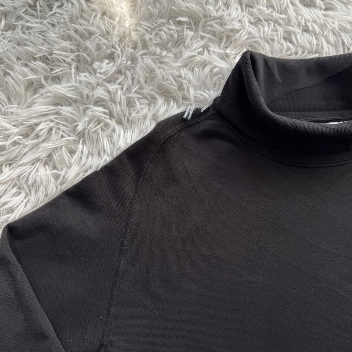 UNIQLO U 하이넥 롱슬리브 유니클로u 긴팔 빈티지긴팔 l 100 상품이미지1