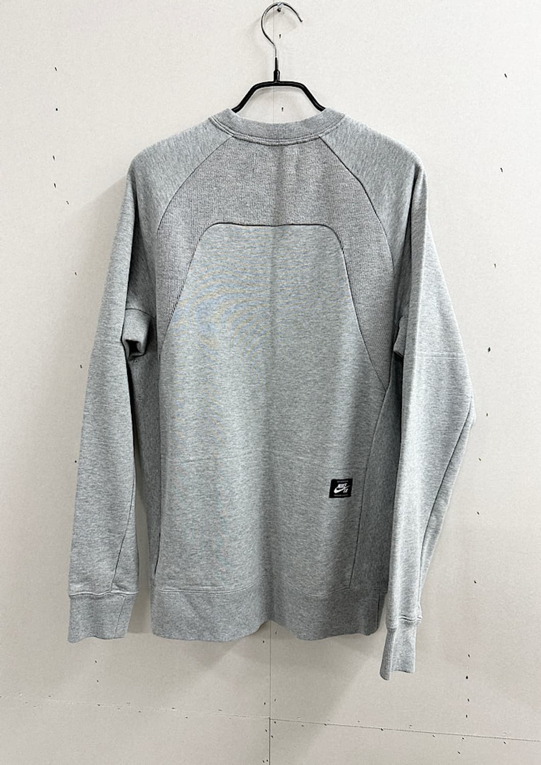 나이키 sb 맨투맨 L  상품이미지4