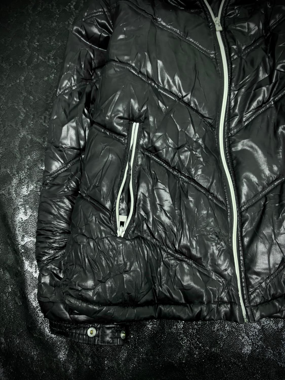 “VIRGIN VOYAGE” Chic Mood Black Fur Hood 상품이미지2