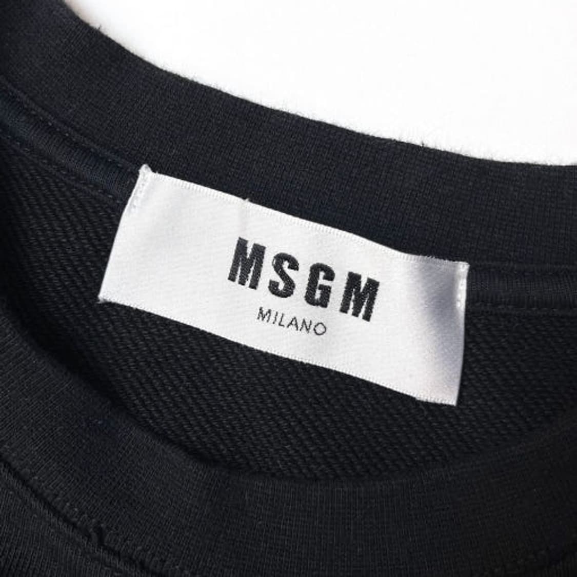 MSGM 밀라노 빅로고 맨투맨 PR2075 상품이미지5