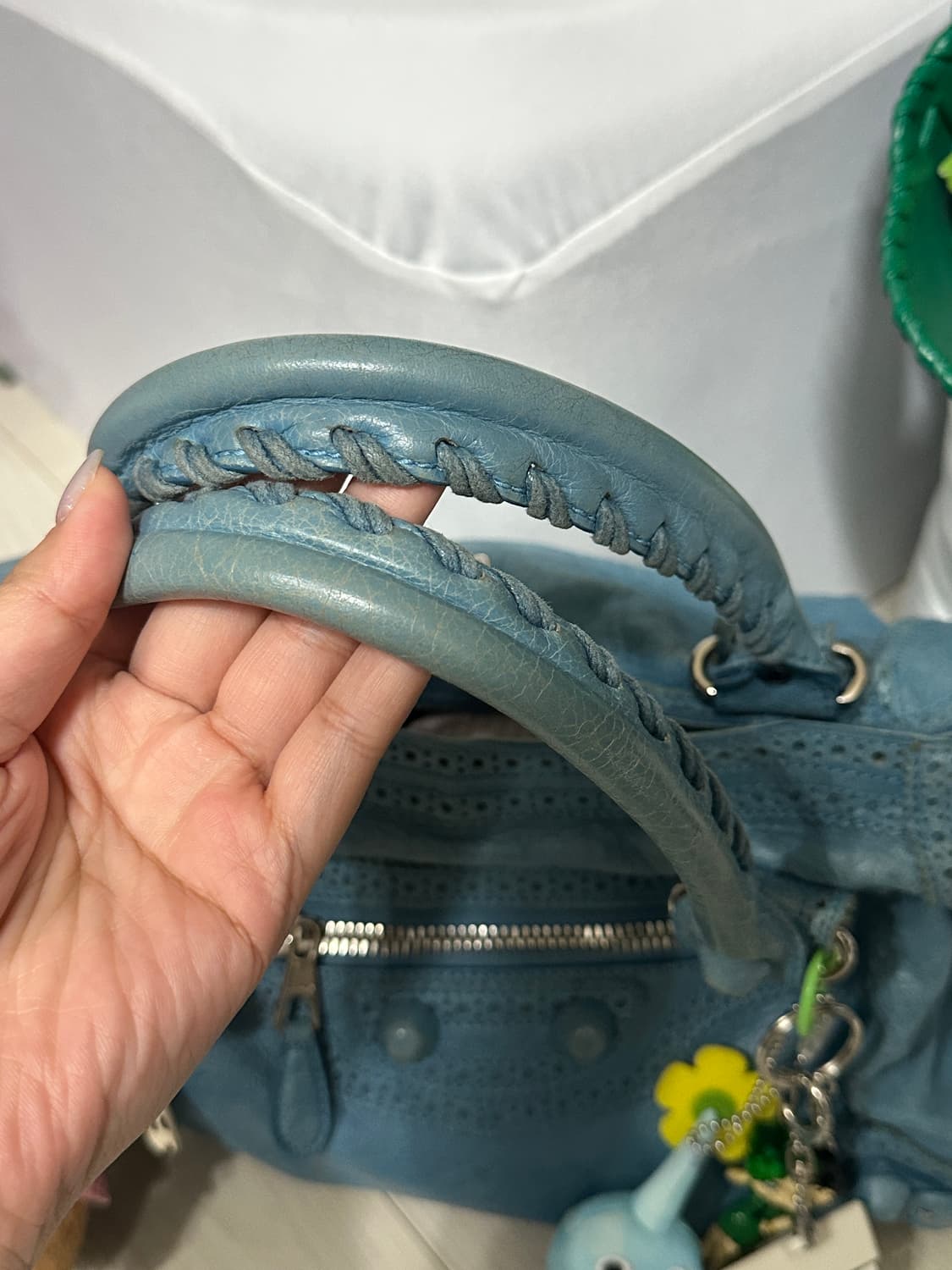 발렌시아가 자이언트 모터백 블루 미듐 상품이미지6