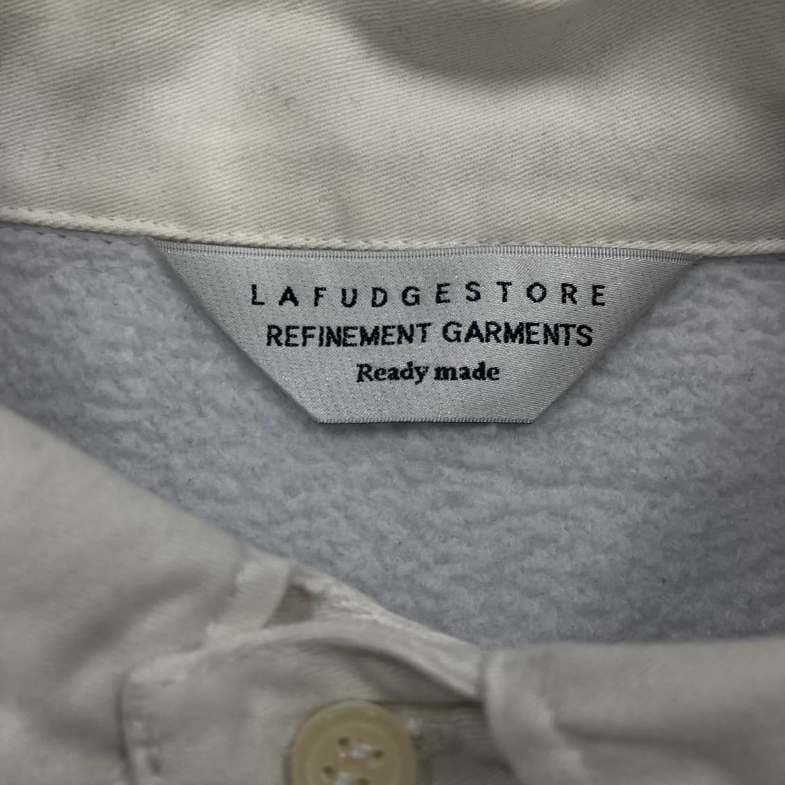 라퍼지 스토어 그레이 컬러 스몰 로고 카라 맨투맨 상품이미지3