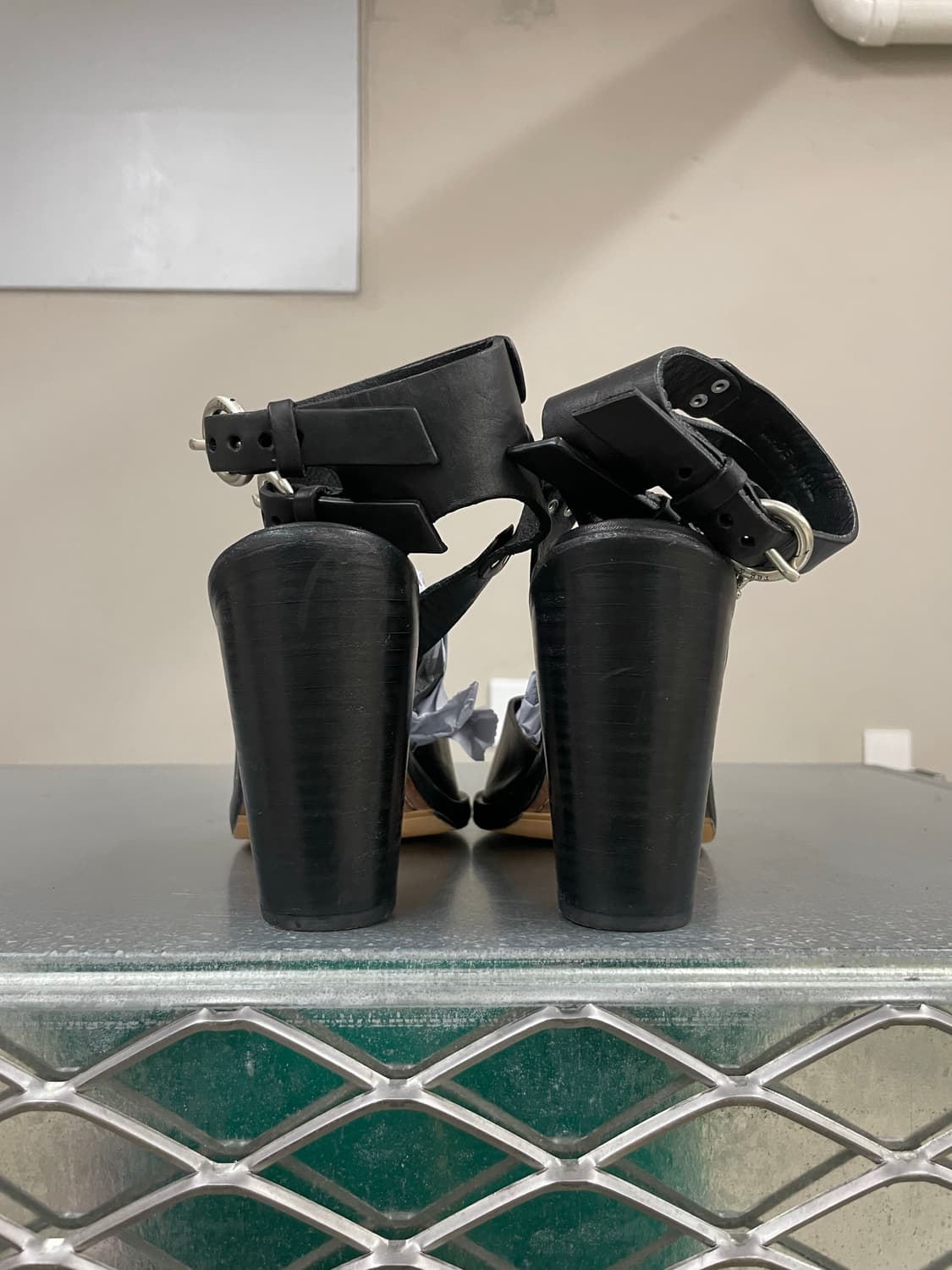 레그앤본 블랙 레더 힐 37 상품이미지3