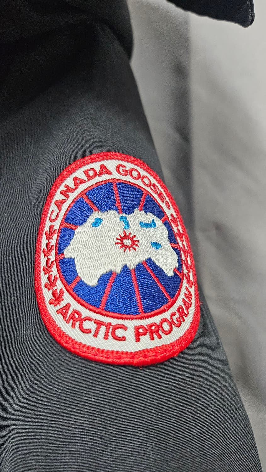 캐나다구스   여성 롱패딩  상품이미지7