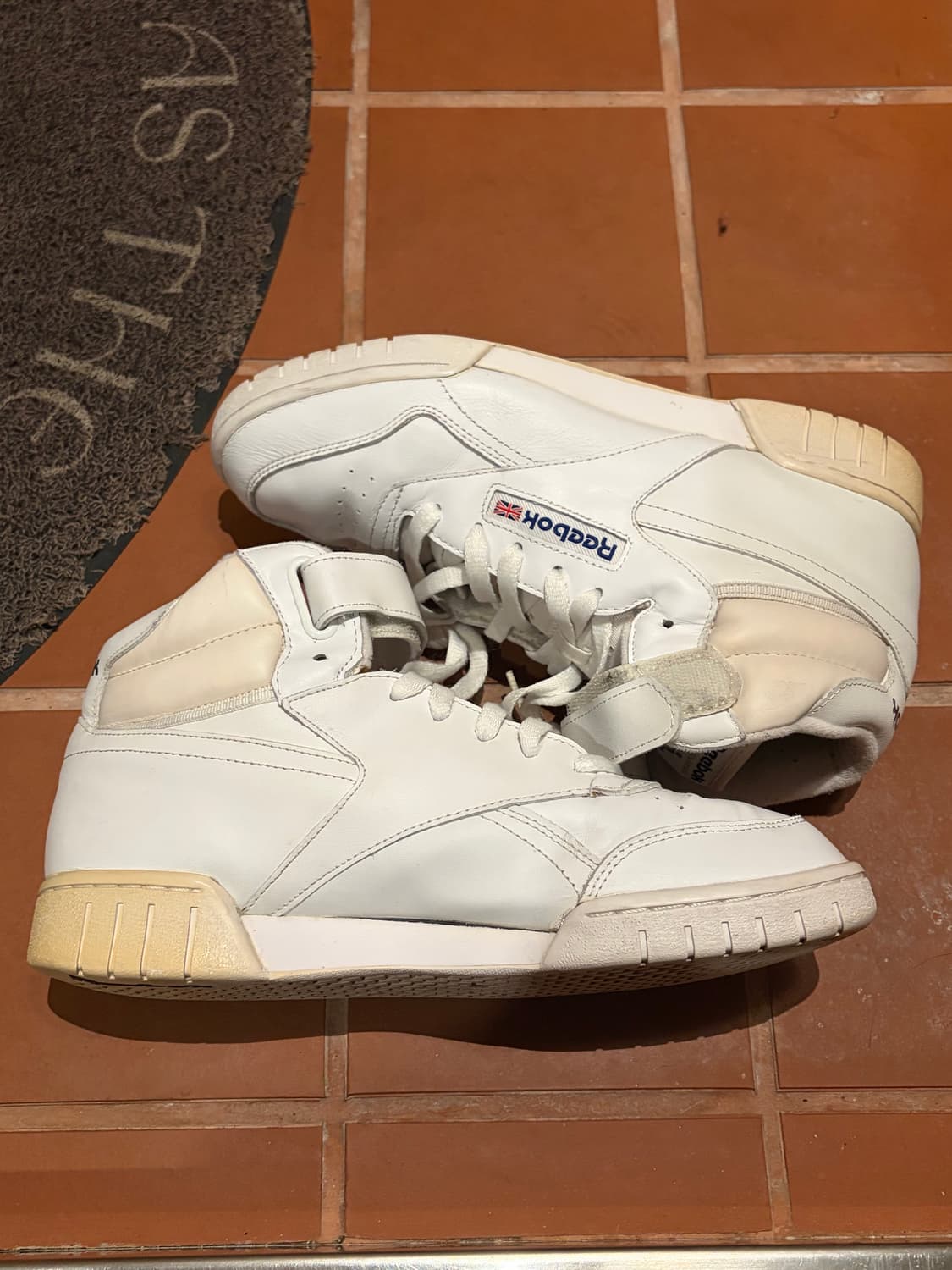 리복 엑소핏 하이탑 상품이미지4