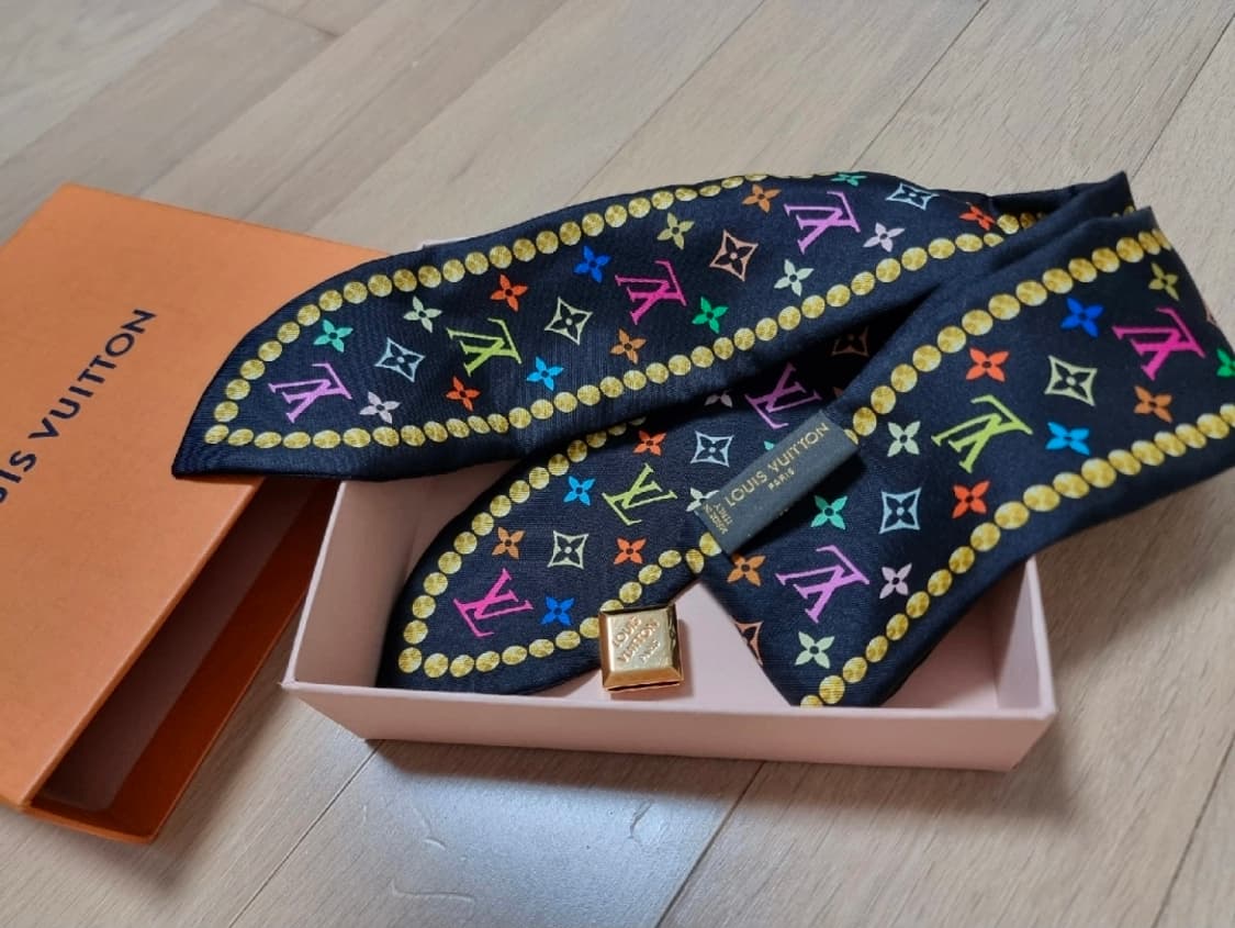 루이비통 멀티블랙 방도 멀티반다나 스카프 & 스카프링 세트 상품이미지3